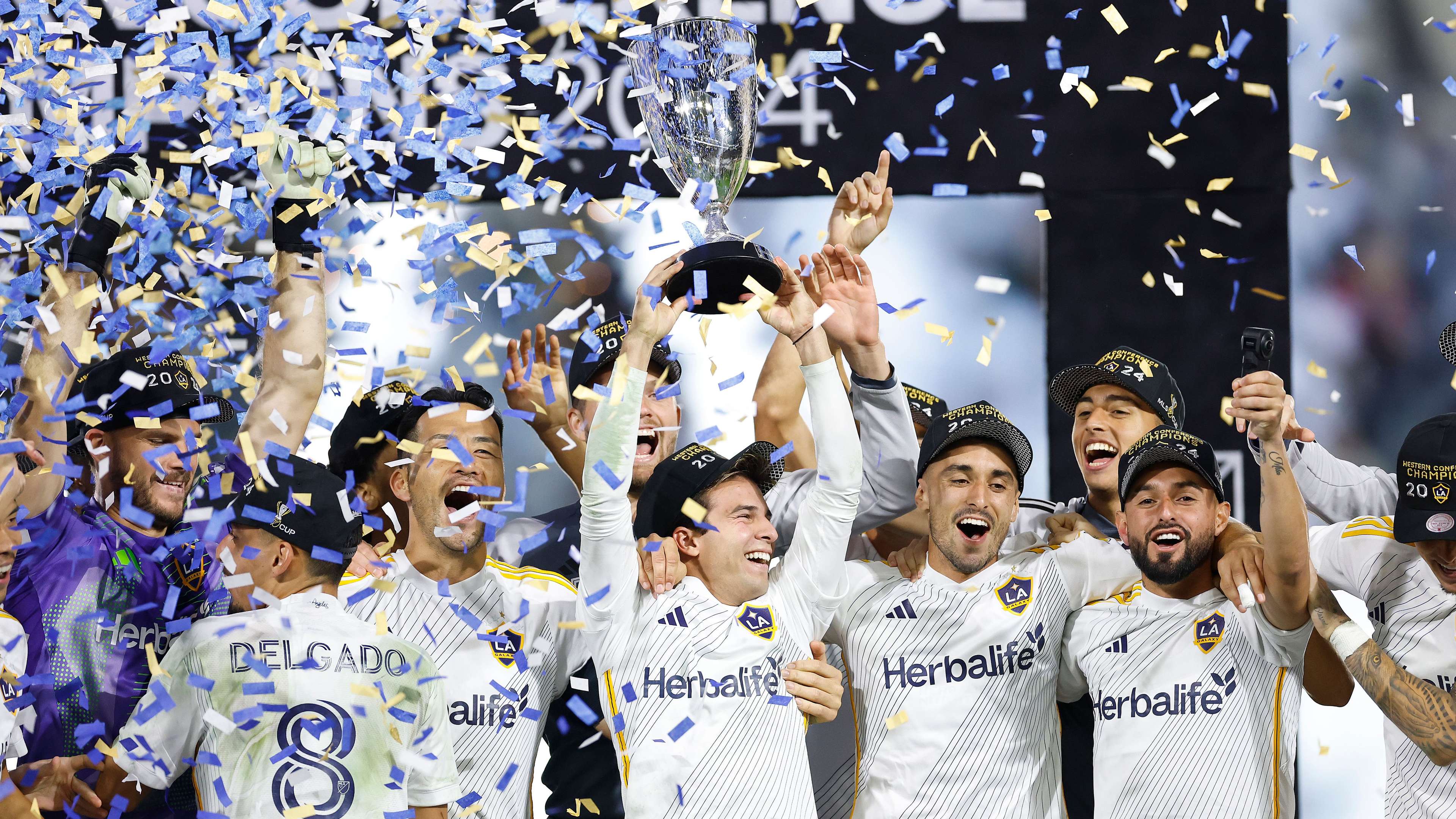 新疆队在本 新疆队在本